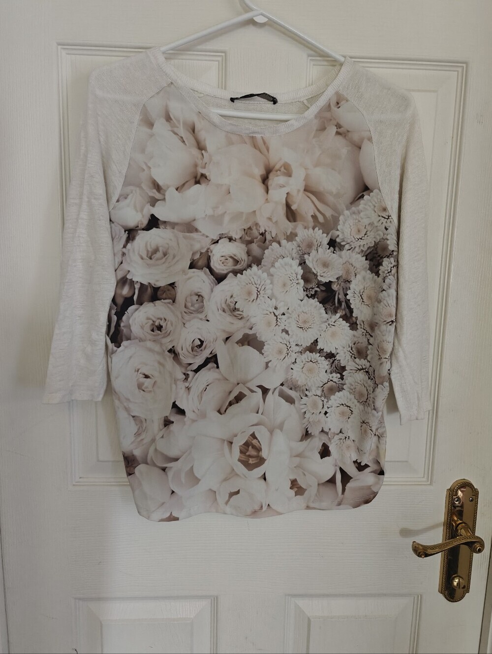 ZARA Floral Long Sleeve Pull Over